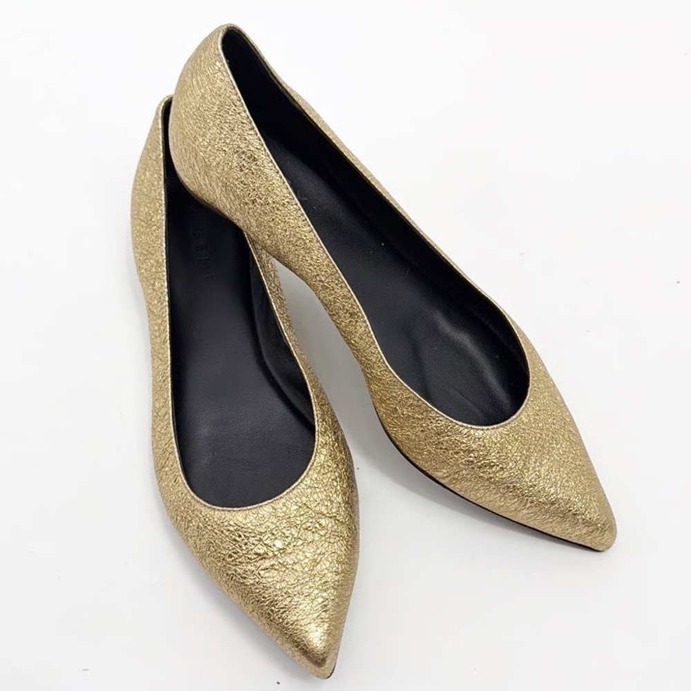 BRAND NEW M GEMI Chic Gold Women's Flats
